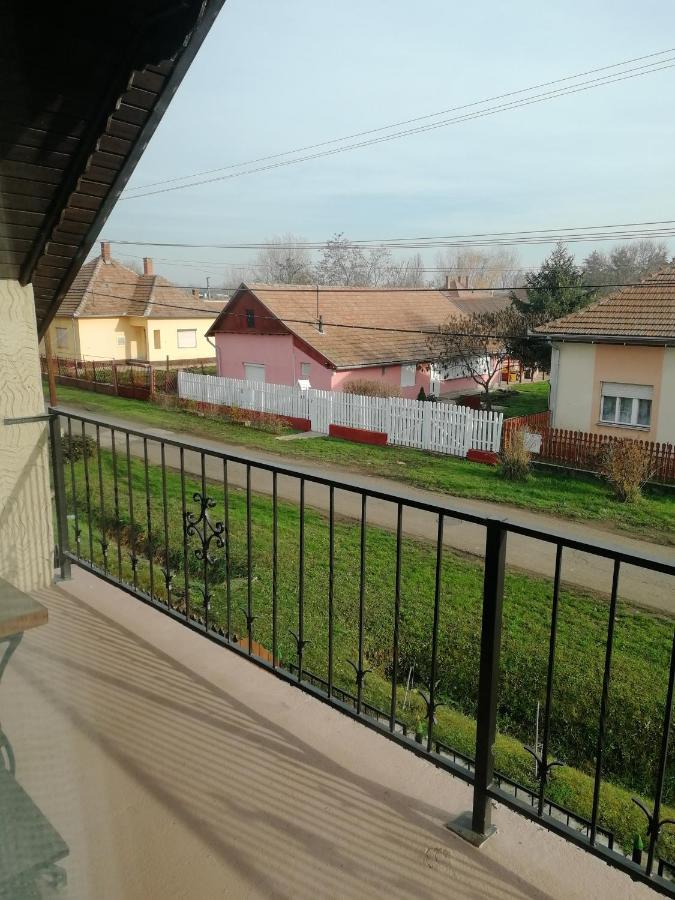 Hotel Zsuzsanna Vendeghaz Gyomaendrőd Exterior foto